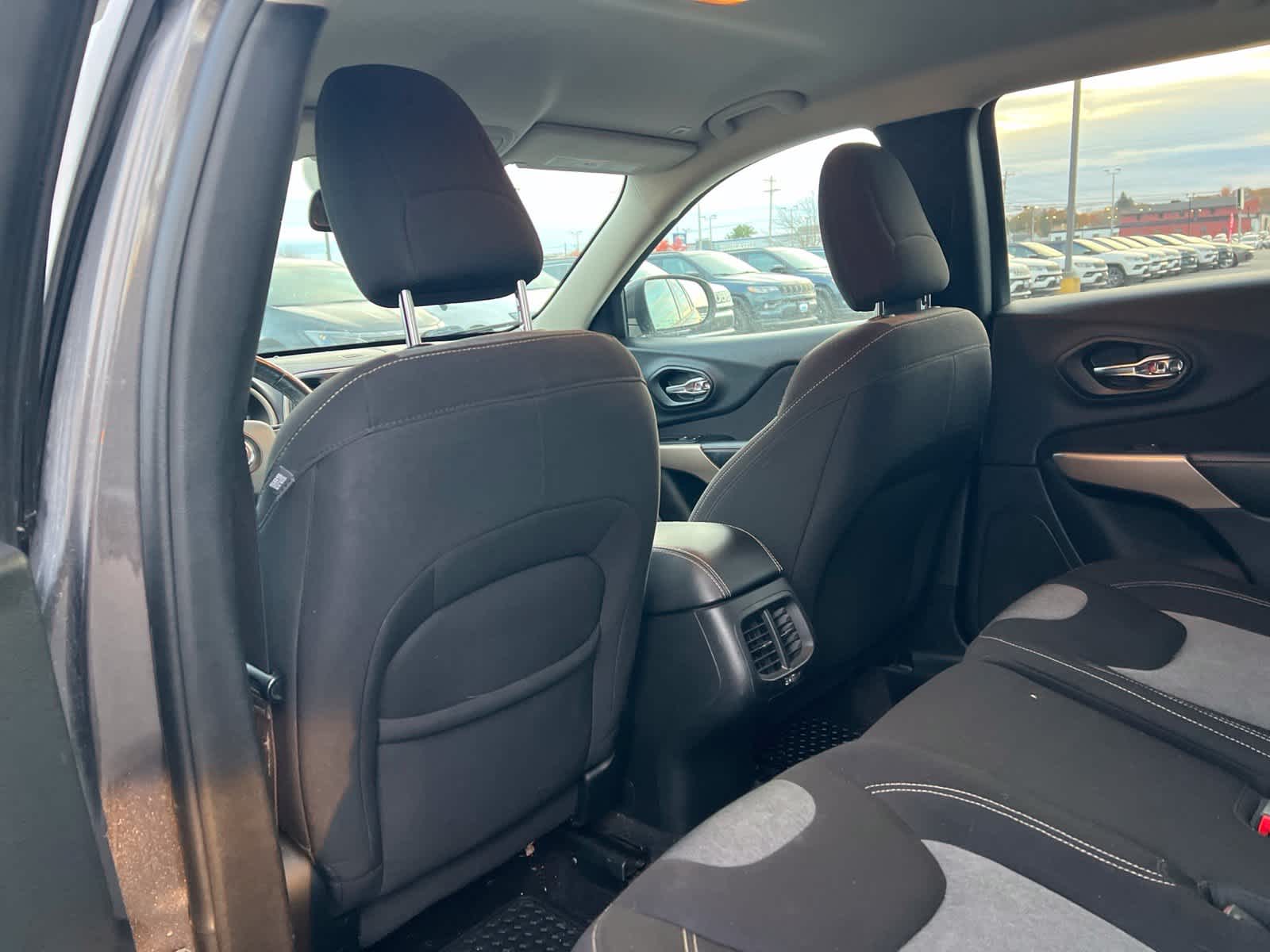 2018 Jeep Cherokee Latitude