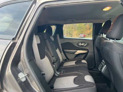 2018 Jeep Cherokee Latitude