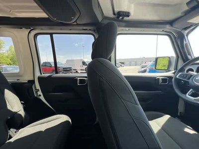 2025 Jeep Wrangler 4-Door Sahara