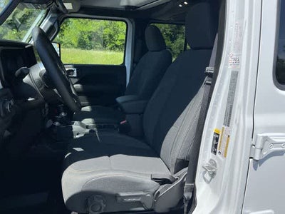 2025 Jeep Wrangler 4-Door Sahara
