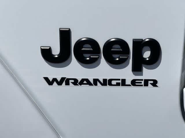 2025 Jeep Wrangler 4-Door Sahara