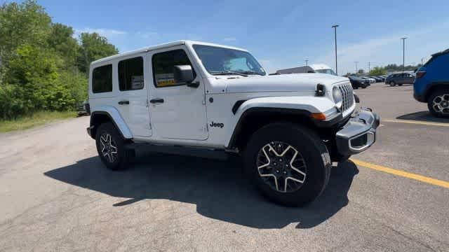 2025 Jeep Wrangler 4-Door Sahara
