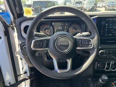 2025 Jeep Wrangler 4-Door Sahara