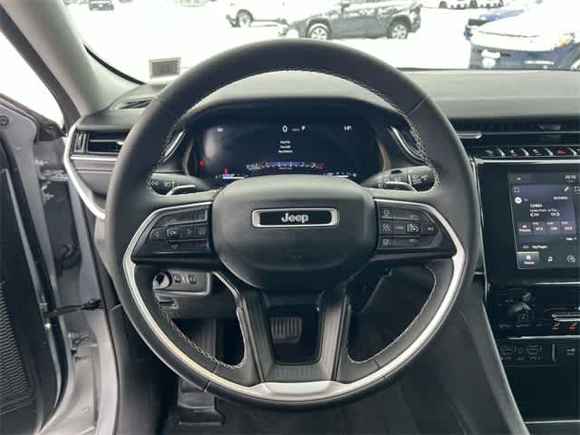 2023 Jeep Grand Cherokee Laredo 4x4