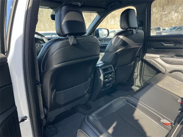 2023 Jeep Grand Cherokee Altitude 4x4