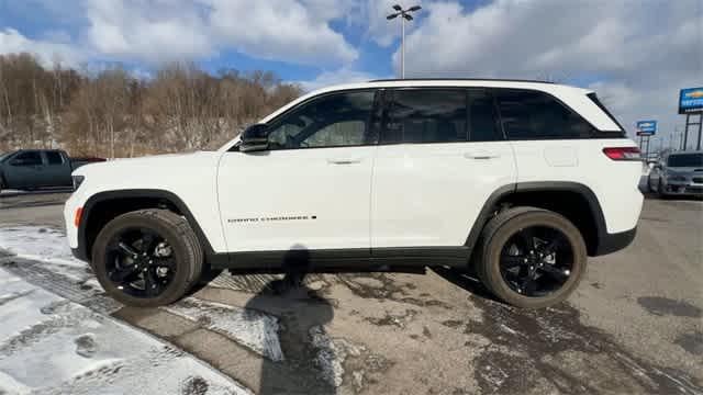 2023 Jeep Grand Cherokee Altitude 4x4