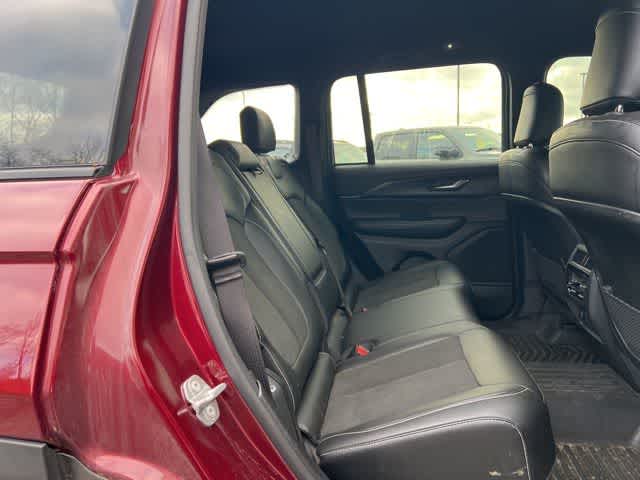 2025 Jeep Grand Cherokee Altitude 4x4