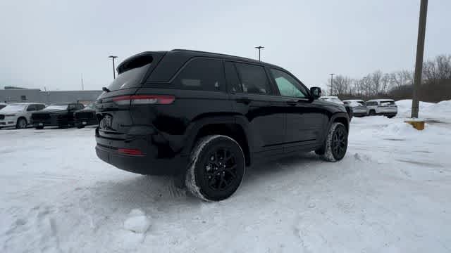 2026 Jeep Grand Cherokee Altitude 4x4
