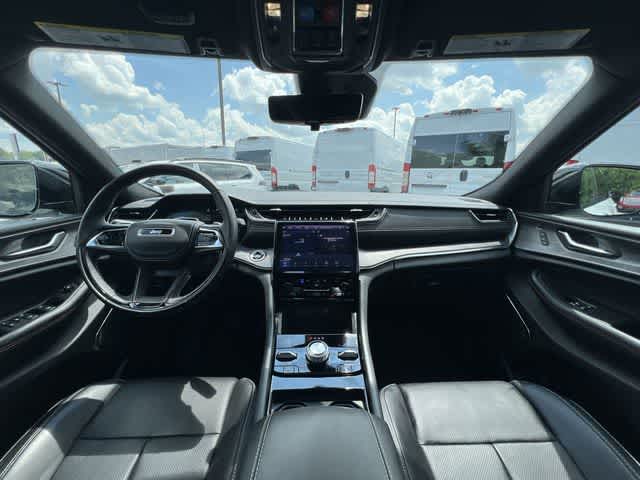 2025 Jeep Grand Cherokee Overland