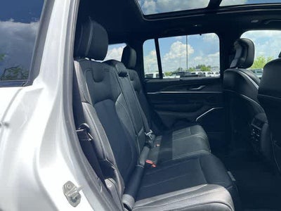 2025 Jeep Grand Cherokee Overland 4x4