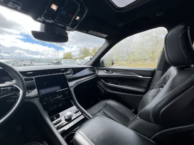 2023 Jeep Grand Cherokee Overland 4x4