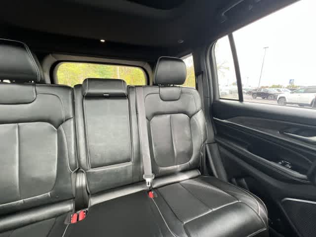 2023 Jeep Grand Cherokee Overland 4x4