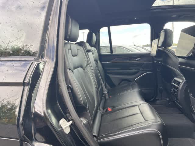2023 Jeep Grand Cherokee Overland 4x4