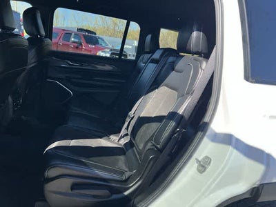 2022 Jeep Grand Cherokee L Altitude 4x4