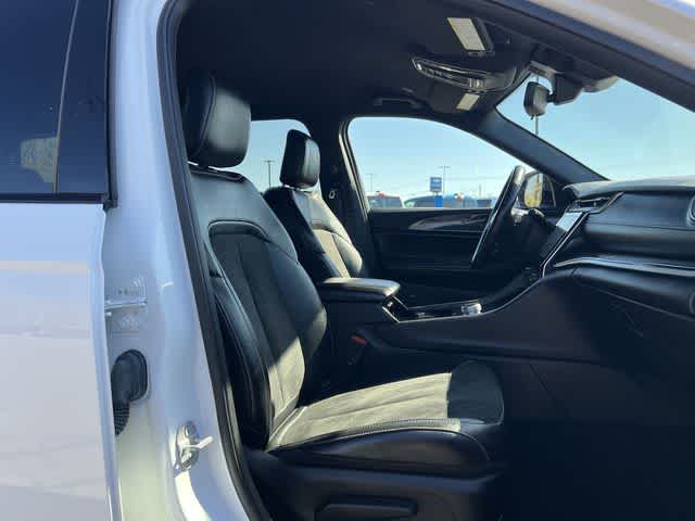 2022 Jeep Grand Cherokee L Altitude 4x4