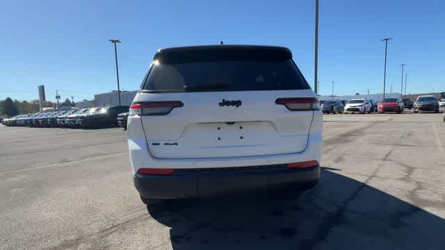 2022 Jeep Grand Cherokee L Altitude 4x4