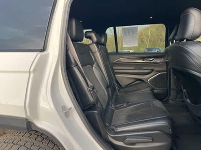 2022 Jeep Grand Cherokee L Altitude 4x4