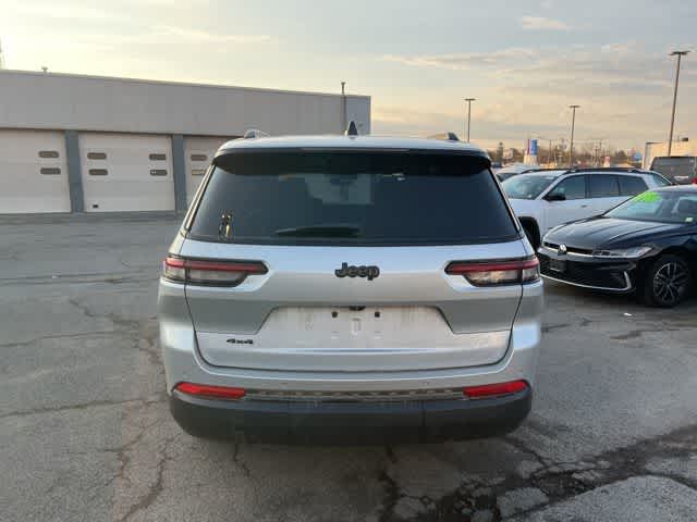2023 Jeep Grand Cherokee L Altitude 4x4