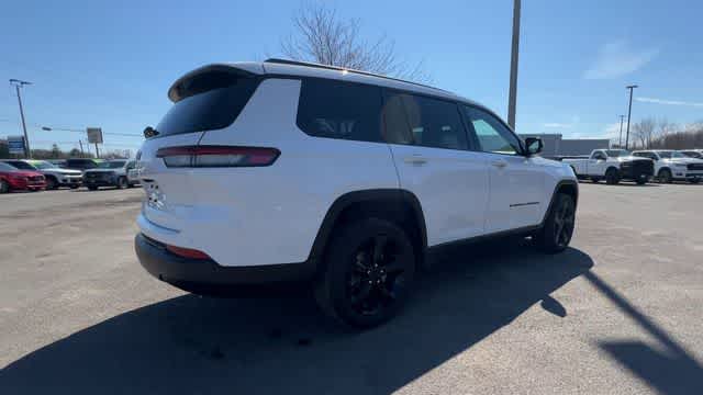 2023 Jeep Grand Cherokee L Altitude 4x4
