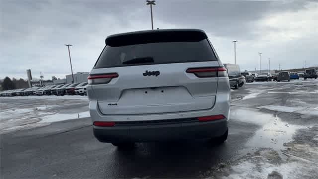 2023 Jeep Grand Cherokee L Altitude 4x4