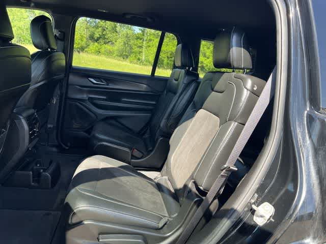 2023 Jeep Grand Cherokee L Altitude 4x4