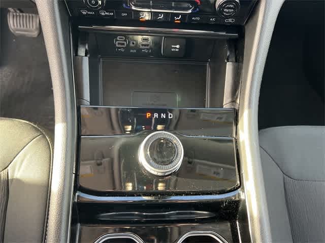 2023 Jeep Grand Cherokee L Laredo 4x4