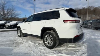 2023 Jeep Grand Cherokee L Laredo 4x4
