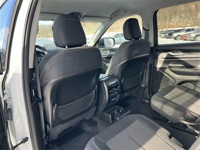 2023 Jeep Grand Cherokee L Laredo 4x4