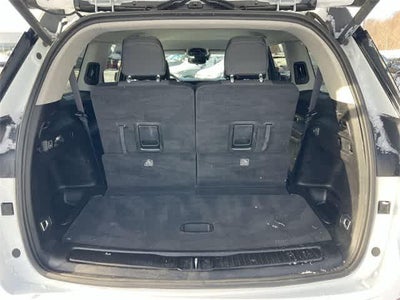 2023 Jeep Grand Cherokee L Laredo 4x4