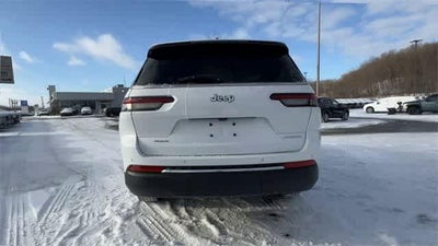 2023 Jeep Grand Cherokee L Laredo 4x4