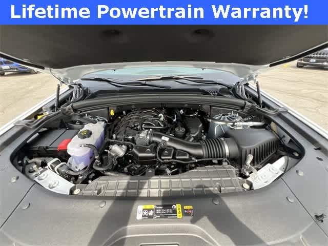 2025 Jeep Grand Cherokee L Altitude 4x4