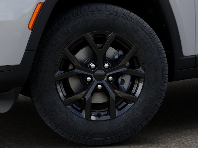 2025 Jeep Grand Cherokee L Altitude 4x4