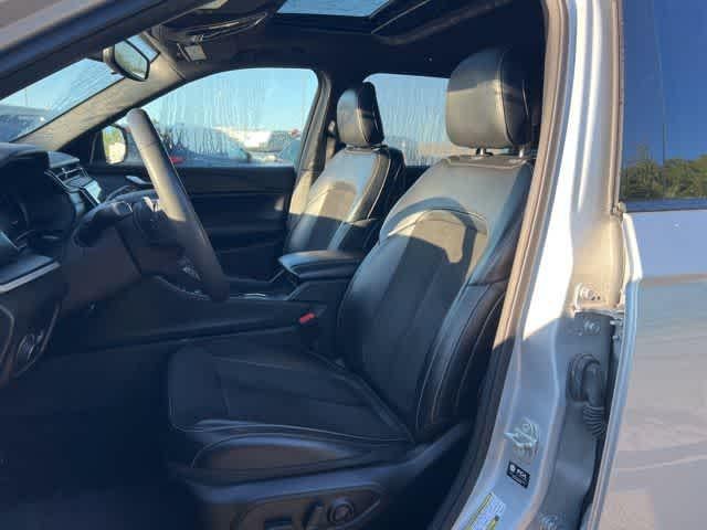 2023 Jeep Grand Cherokee L Altitude 4x4