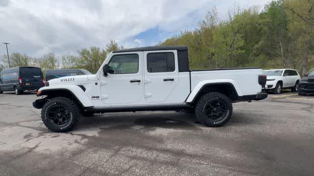 2025 Jeep Gladiator Willys