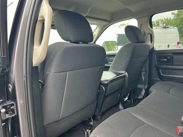 2018 RAM 1500 Express Quad Cab 4x4 6'4' Box