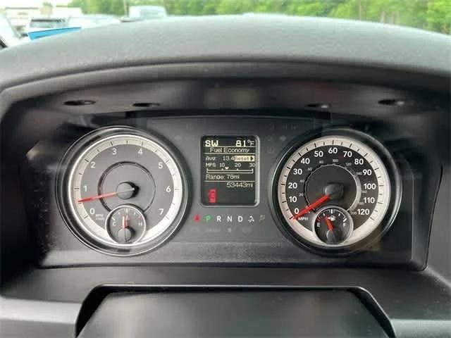 2017 RAM 1500 Express Quad Cab 4x4 6'4' Box