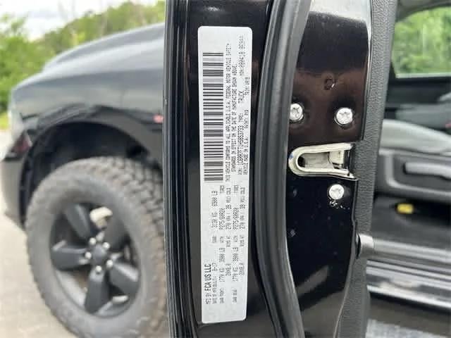 2017 RAM 1500 Express Quad Cab 4x4 6'4' Box