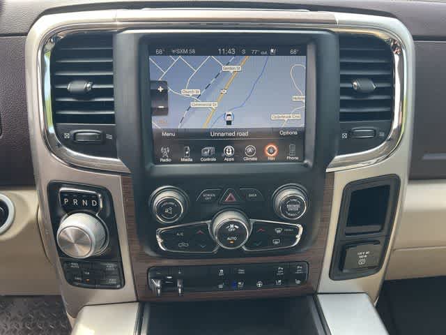 2017 RAM 1500 Laramie Crew Cab 4x4 5'7' Box