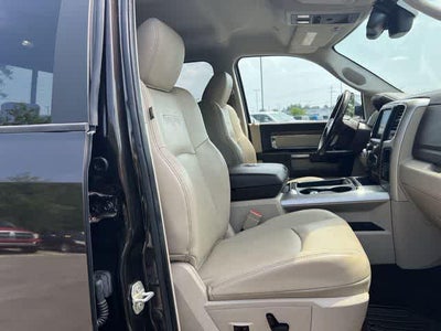 2017 RAM 1500 Laramie Crew Cab 4x4 5'7' Box