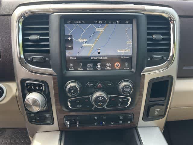 2017 RAM 1500 Laramie Crew Cab 4x4 5'7' Box
