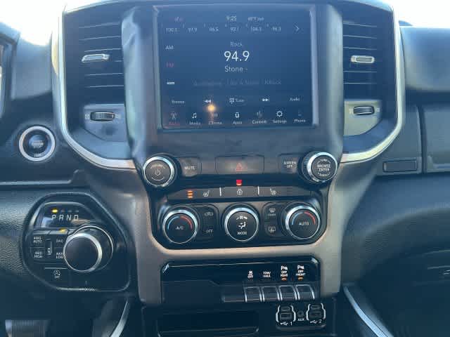 2020 RAM 1500 Big Horn Quad Cab 4x4 6'4' Box