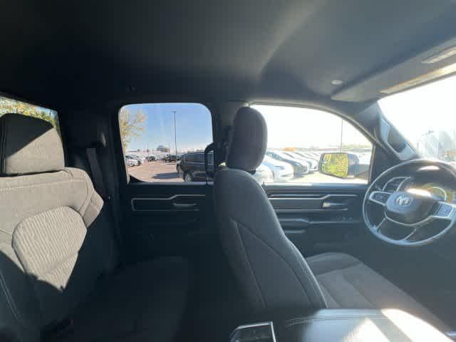 2020 RAM 1500 Big Horn Quad Cab 4x4 6'4' Box