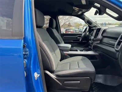 2022 RAM 1500 Big Horn Crew Cab 4x4 5'7' Box