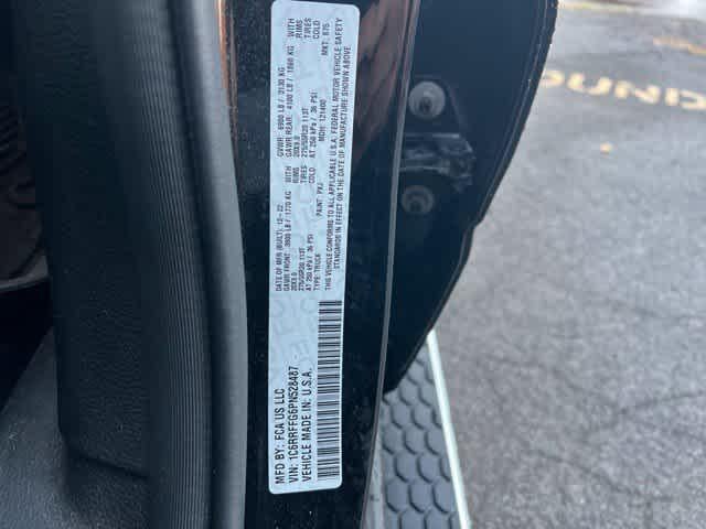 2023 RAM 1500 Big Horn Crew Cab 4x4 5'7' Box