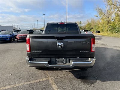 2022 RAM 1500 Big Horn Crew Cab 4x4 5'7' Box