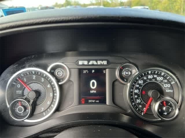 2022 RAM 1500 Big Horn Crew Cab 4x4 5'7' Box