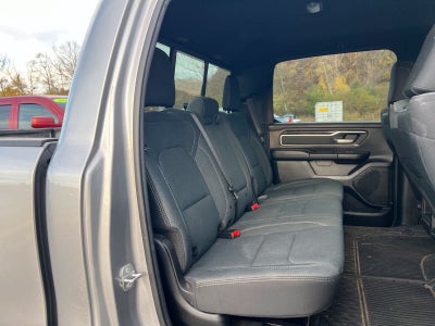2022 RAM 1500 Big Horn Crew Cab 4x4 5'7' Box
