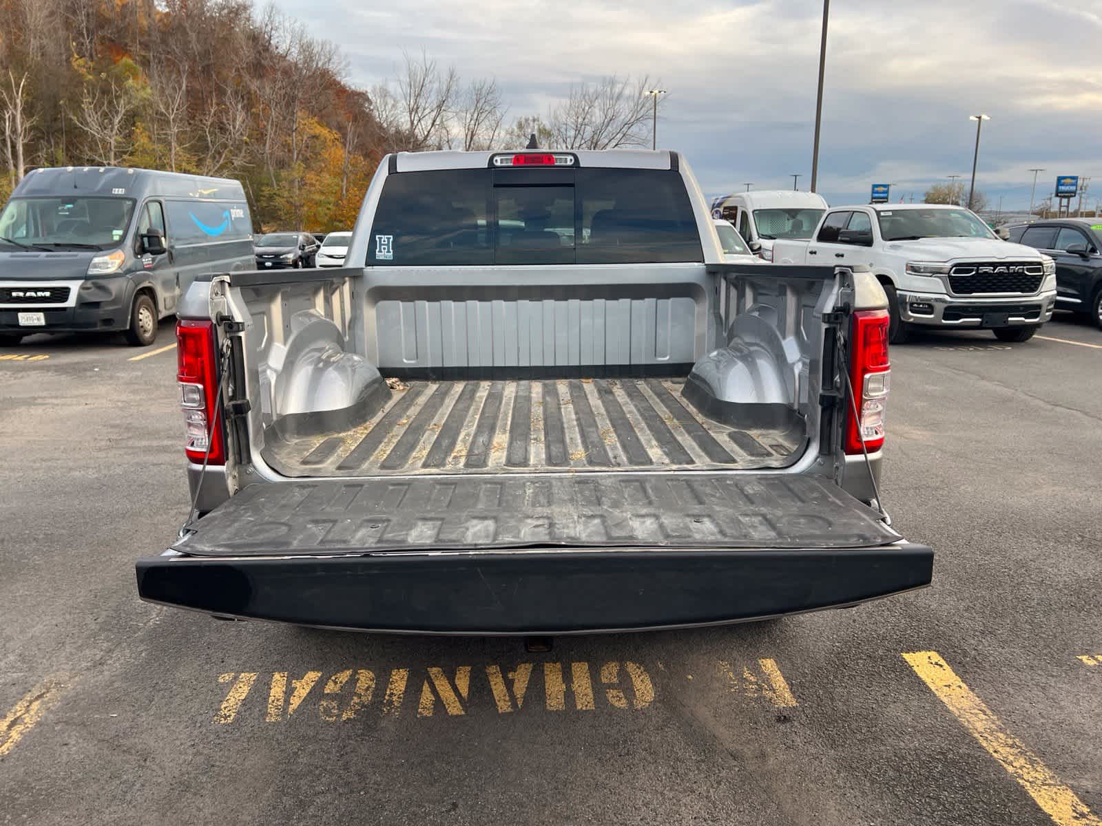 2022 RAM 1500 Big Horn Crew Cab 4x4 5'7' Box