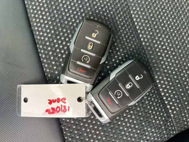 2024 RAM 1500 Big Horn Crew Cab 4x4 5'7' Box