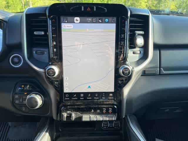 2023 RAM 1500 Big Horn Crew Cab 4x4 5'7' Box
